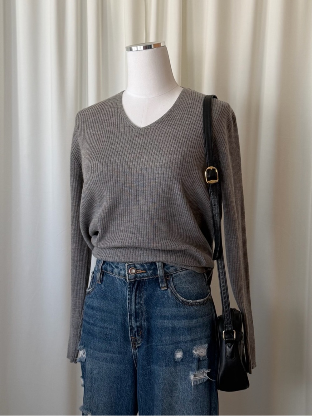 90s VTG Valerie Separates Gray Ribbed 100% Merino Wool V-Neck Sweater size Large